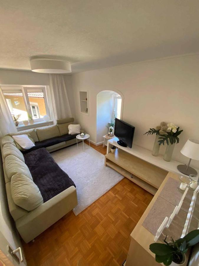 Ferienwohnung Am Schloss Schonungen Екстер'єр фото